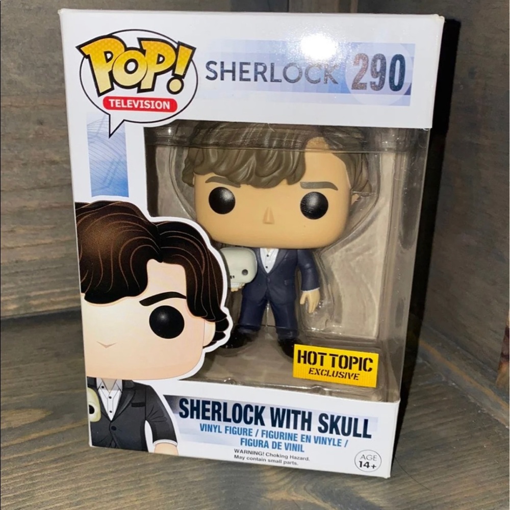 Funko pop Sherlock with skull #290.